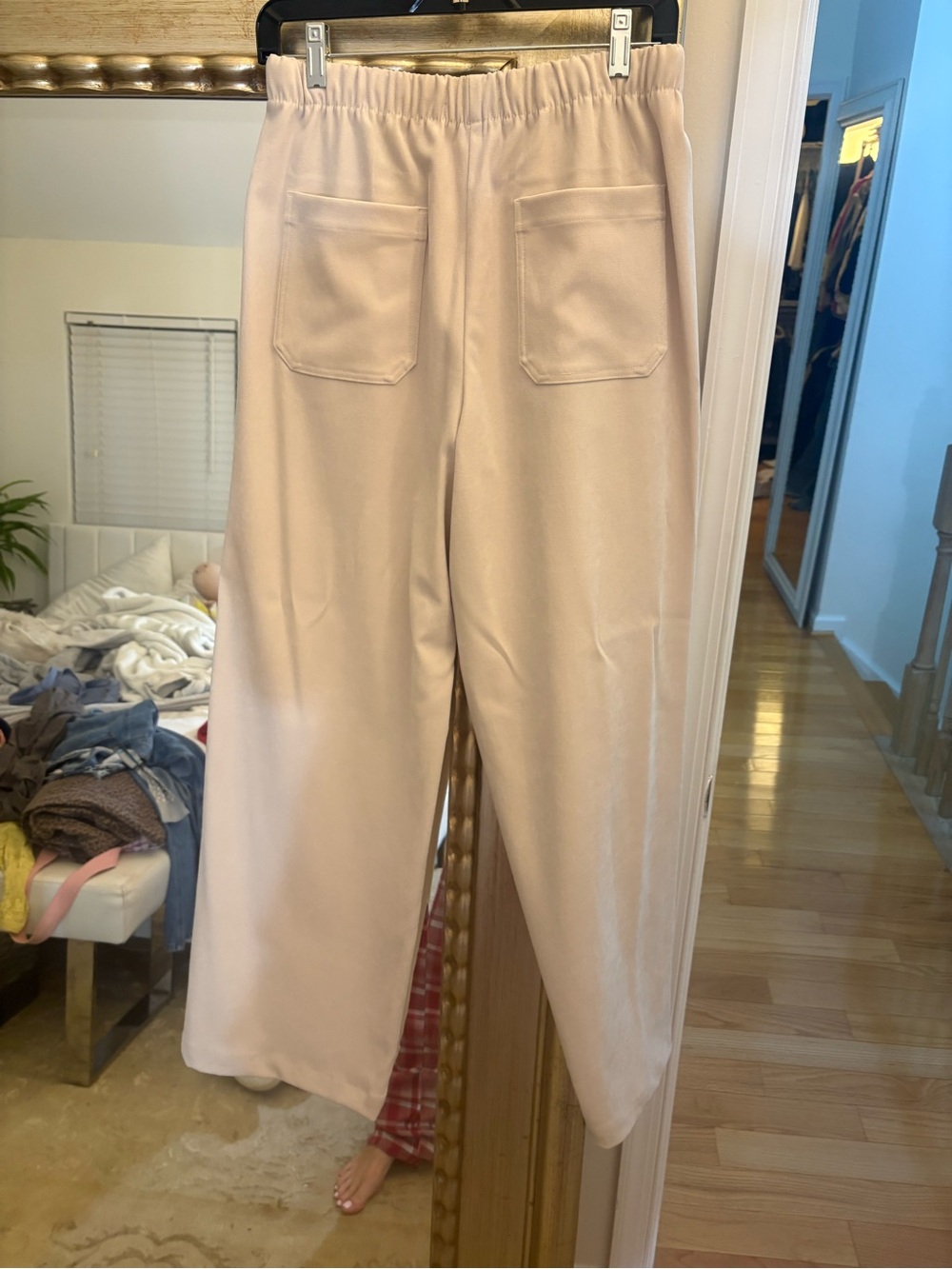 Zara beige Women's Elastic-Waist Wide Leg Pants in Light Beige